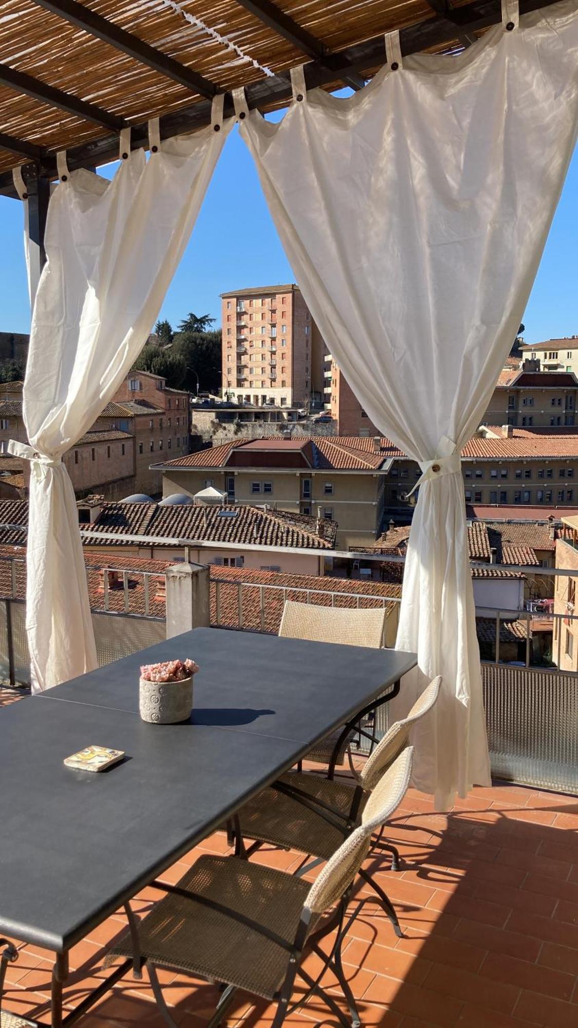 Attico San Francesco Apartment Сиена Екстериор снимка