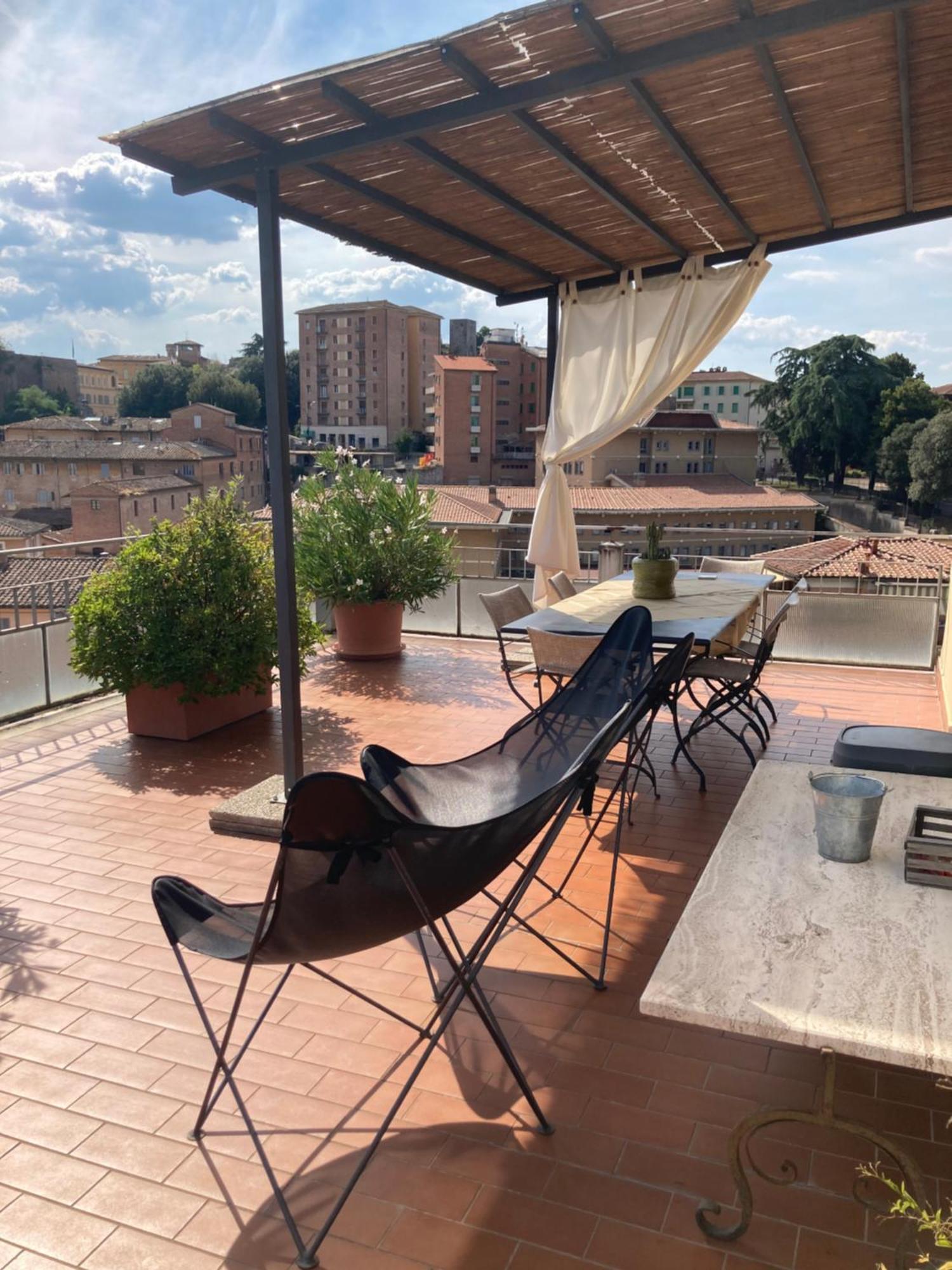 Attico San Francesco Apartment Сиена Екстериор снимка